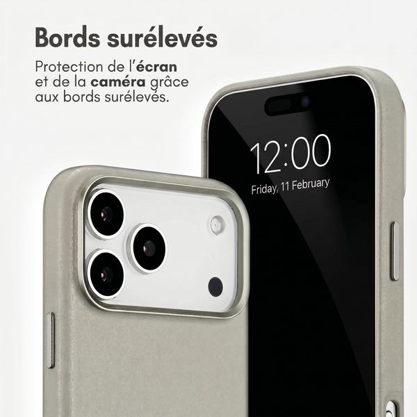 Accezz Coque arrière en cuir avec MagSafe Apple iPhone 18 Pro / 17 Pro - Light Grey