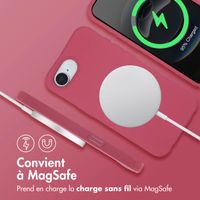 imoshion Coque arrière Color avec cordon amovible et MagSafe Apple iPhone 17e / 16e - Red Raspberry