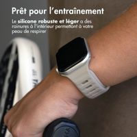 imoshion Bracelet Active Sport en silicone Apple Watch | 44/45/46/49 mm - Starlight