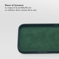 Selencia Étui portefeuille amovible Olyn avec MagSafe Apple iPhone 17e / 16e - Vert
