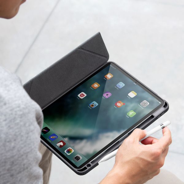 Uniq Étui Moven Apple iPad Air 11 pouces (2026) M4 / (2025) M3 / (2024) M2 / Air 5 (2022) / Air 4 (2020) - Ivory