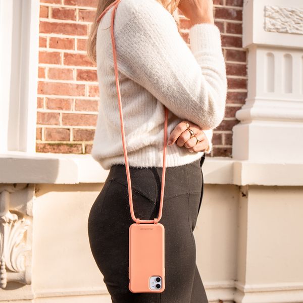 imoshion Coque de couleur avec cordon amovible Apple iPhone Xr - Peach