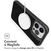 imoshion Rugged Hybrid Carbon Case avec MagSafe Apple iPhone 13 Pro - Noir