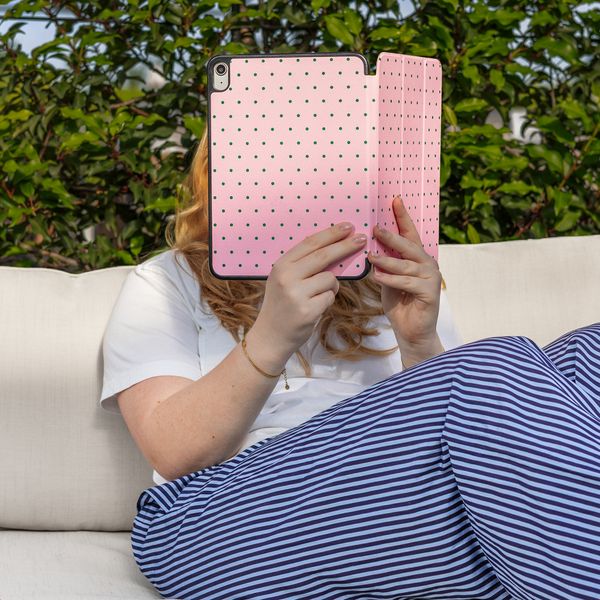 imoshion Coque tablette Design Trifold Apple iPad Air 11 pouces (2026) M4 / (2025) M3 / (2024) M2 / Air 5 (2022) / Air 4 (2020) - Happy Dots