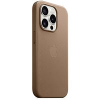 Apple Coque FineWoven MagSafe Apple iPhone 15 Pro - Taupe