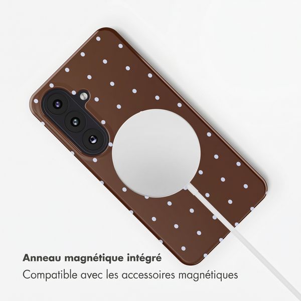Selencia Coque arrière Vivid avec MagSafe Samsung Galaxy S26 - Happy Dots Chocolate