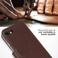 Selencia Étui portefeuille en cuir véritable Apple iPhone SE (2022 / 2020) / 8 / 7 / 6(s) - Marron