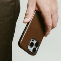 Nomad Coque Modern Horween Leather Apple iPhone 16 Pro - Rustic Brown
