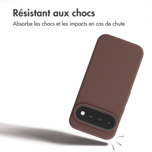 Accezz Coque Liquid Silicone avec MagSafe Google Pixel 11 / 11 Pro / 10 / 10 Pro - New Tea Brown