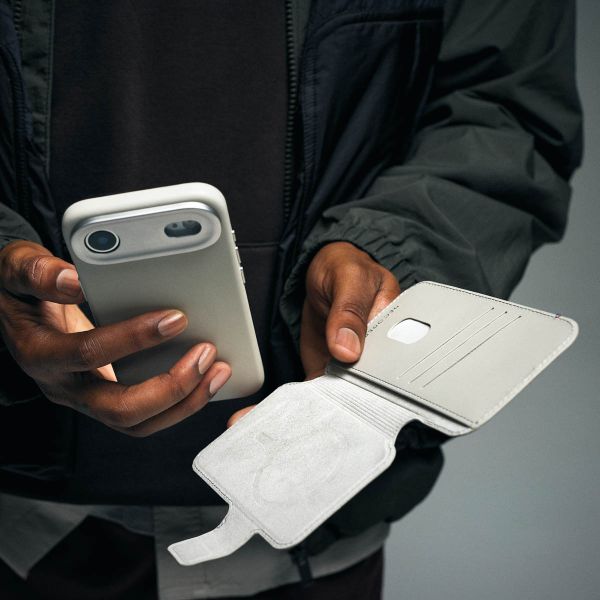 Decoded Portefeuille détachable 2 en 1 en cuir MagSafe Apple iPhone 17 Pro - Solid Clay