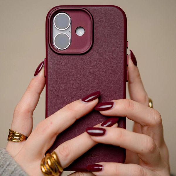 Decoded Coque en cuir MagSafe Apple iPhone 17 - Burgundy