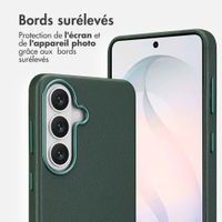 Accezz Coque arrière en cuir avec MagSafe Samsung Galaxy S26 - Cedar Green