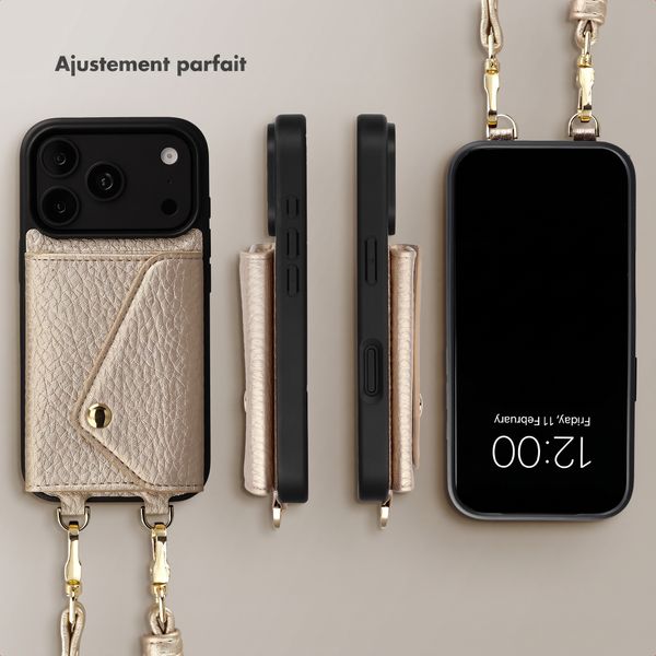 Selencia Coque de télephone Sera avec cordon et porte-cartes enveloppe Apple iPhone 18 Pro Max / 17 Pro Max - Champagne