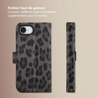 Selencia Étui de télephone portefeuille imprimé léopard Sabi Apple iPhone 17e / 16e - Midnight Black