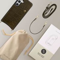 Selencia Coque de télephone Nova Croco avec cordon et porte-cartes Samsung Galaxy S25 / S24 - Dark Olive