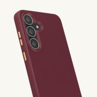 Selencia Coque arrière Rivièra avec MagSafe avec crochets amovibles Samsung Galaxy S25 FE - Bold Burgundy