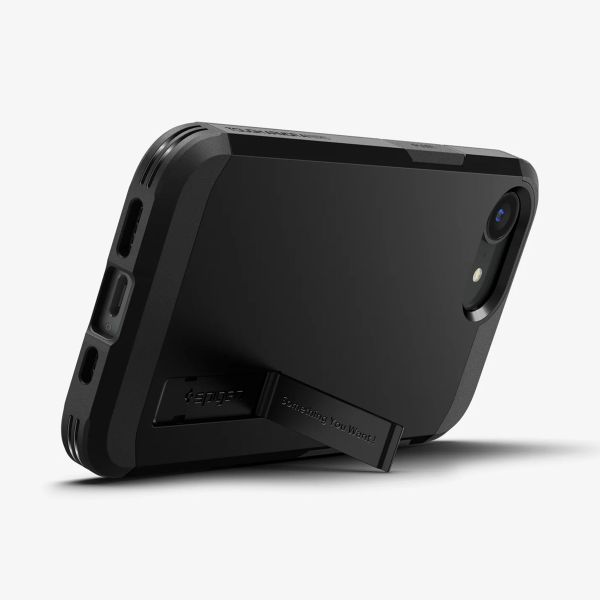 Spigen Coque Tough Armor MagSafe Apple iPhone 17e / 16e - Noir