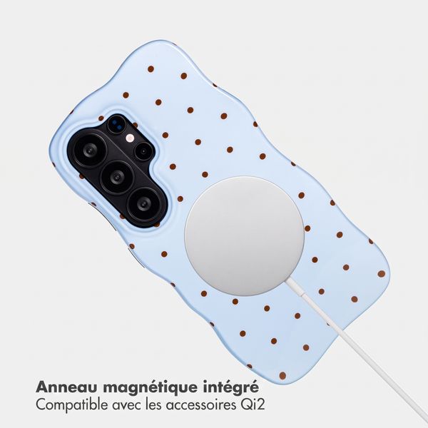 Selencia Coque arrière Vivid Wavy avec MagSafe Samsung Galaxy S26 Ultra - Happy Dots Digital Sky