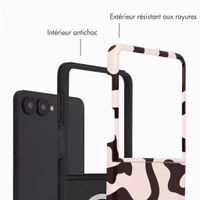 Selencia Coque arrière Vivid avec MagSafe Samsung Galaxy Z Flip 8 - Art Wave Black