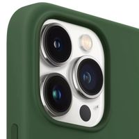 Apple Coque en silicone MagSafe Apple iPhone 13 Pro - Clover
