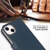 Selencia Étui portefeuille en cuir véritable Apple iPhone 13 - Bleu