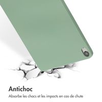 Accezz Coque Liquid Silicone avec porte-stylet Apple iPad Air 11 pouces (2026) M4 / (2025) M3 / (2024) M2 / Air 5 (2022) / Air 4 (2020) - Vert clair
