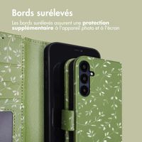 imoshion Étui de télephone portefeuille Design Samsung Galaxy A35 - Green Flowers
