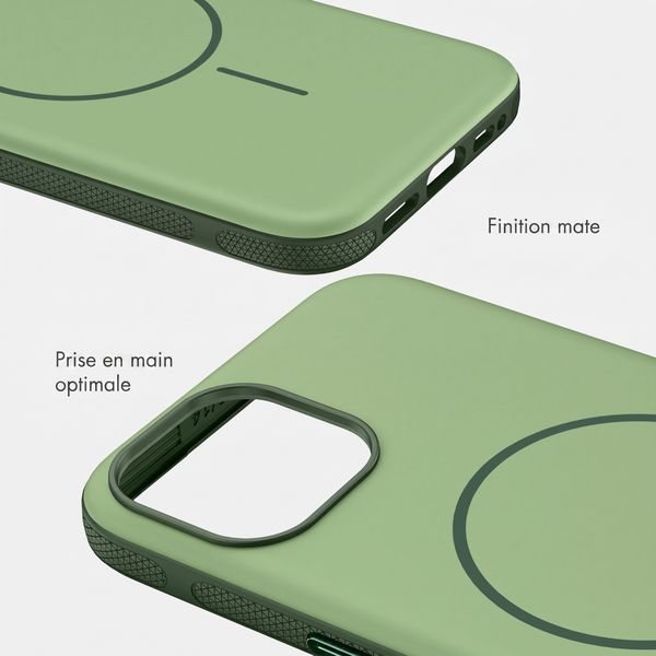 imoshion Coque arrière Color avec Thin MagSafe Ring Apple iPhone 14 / 13 - Vert foncé