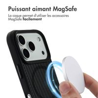 imoshion Rugged Hybrid Carbon Case avec MagSafe Apple iPhone 17 Pro - Noir