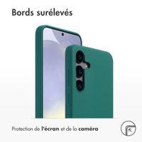 Accezz Coque Liquid Silicone Samsung Galaxy S24 Plus - Vert foncé