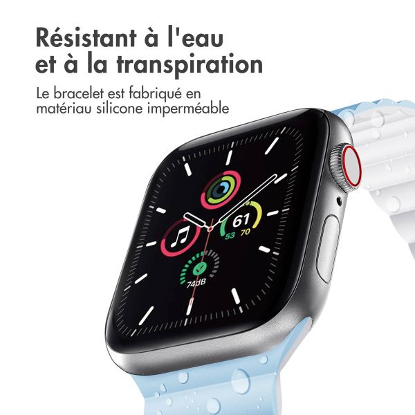 imoshion Bracelet en silicone magnétique Apple Watch | 44/45/46/49 mm - Bleu & Blanc
