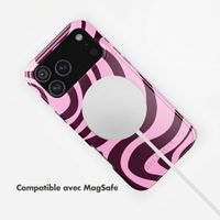 Selencia Coque arrière Vivid avec MagSafe Apple iPhone 18 Pro Max / 17 Pro Max - Wavy Swirl Pink Plum
