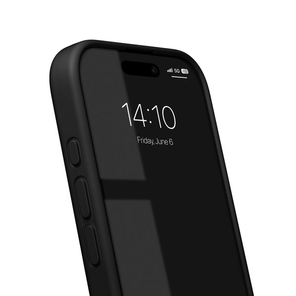 iDeal of Sweden Coque en silicone avec MagSafe Apple iPhone 16 Pro Max - Black