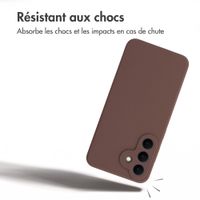 Accezz Coque Liquid Silicone avec MagSafe Samsung Galaxy S26 FE - New Tea Brown