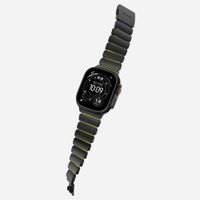Nomad Bracelet Stratos Apple Watch | 44/45/46/49 mm - Volt / Black Titanium