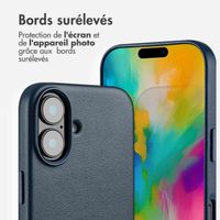 Accezz Coque arrière en cuir avec MagSafe Apple iPhone 16 - Nightfall Blue