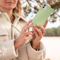 imoshion Coque de couleur avec cordon amovible Apple iPhone 11 - Vert