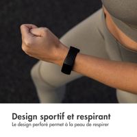 imoshion Bracelet sport en silicone avec boucle Fitbit Charge 5 / 6 - Noir