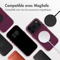 Accezz Coque arrière en cuir avec MagSafe Apple iPhone 18 Pro / 17 Pro - Heath Purple