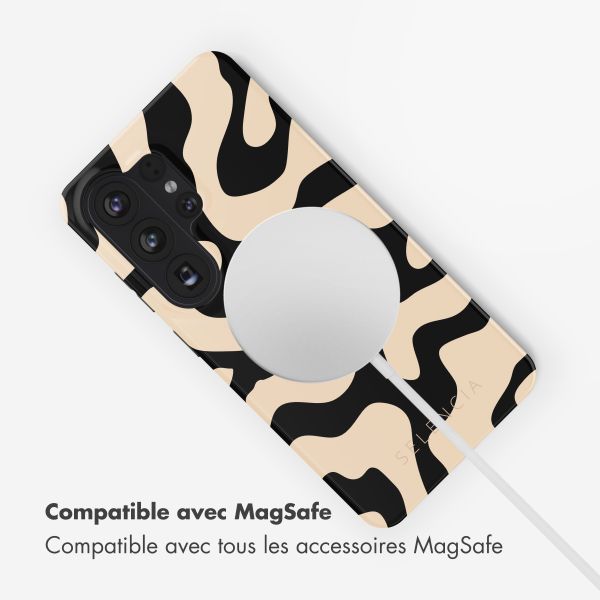 Selencia Coque arrière Vivid avec MagSafe Samsung Galaxy S26 Ultra - Art Wave Black