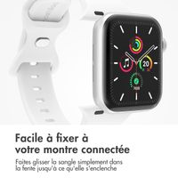 imoshion Bracelet en silicone⁺ Apple Watch | 44/45/46/49 mm - Taille M/L - Blanc