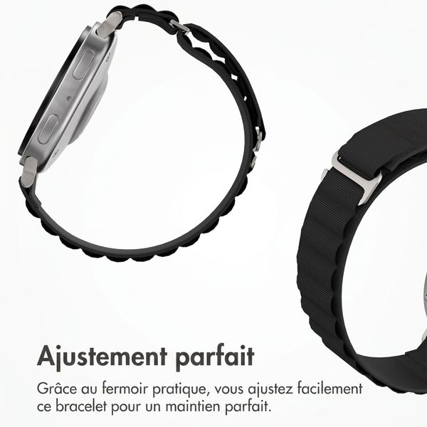 Accezz Bracelet en nylon Alpine Samsung Galaxy Watch 9 (40/44mm) / Watch 8 (40/44mm) / Classic (46mm) - Noir