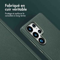 Accezz Coque arrière en cuir avec MagSafe Samsung Galaxy S25 Ultra - Cedar Green