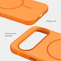 imoshion Coque arrière Color avec Thin MagSafe Ring Google Pixel 11 / 11 Pro / 10 / 10 Pro - Orange