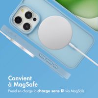 imoshion Coque Color Guard avec MagSafe Apple iPhone 15 Pro - Bleu clair