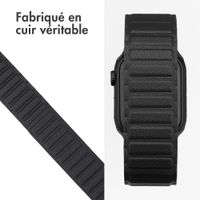 Accezz Bracelet en cuir véritable magnétique Apple Watch | 38/40/41/42 mm - Noir