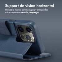 Accezz Étui de télephone portefeuille en cuir 2-en-1 avec MagSafe Apple iPhone 15 Pro - Nightfall Blue