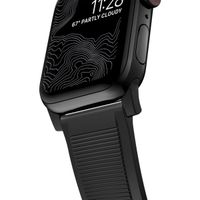 Nomad Bracelet robuste FKM Apple Watch | 44/45/46/49 mm - Noir / Noir