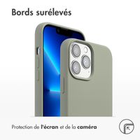 Accezz Coque Liquid Silicone avec MagSafe Apple iPhone 13 Pro Max - Cooper Green