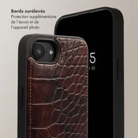 Selencia Coque de télephone Nova Croco avec cordon et porte-cartes Apple iPhone 17e / 16e - Burgundy